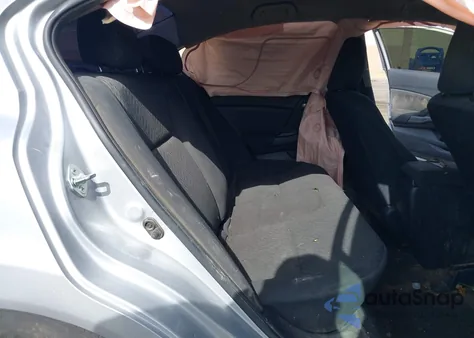 2015 Honda Civic Lx z USA, uszkodzony, nr VIN 19XFB2F58FE267762